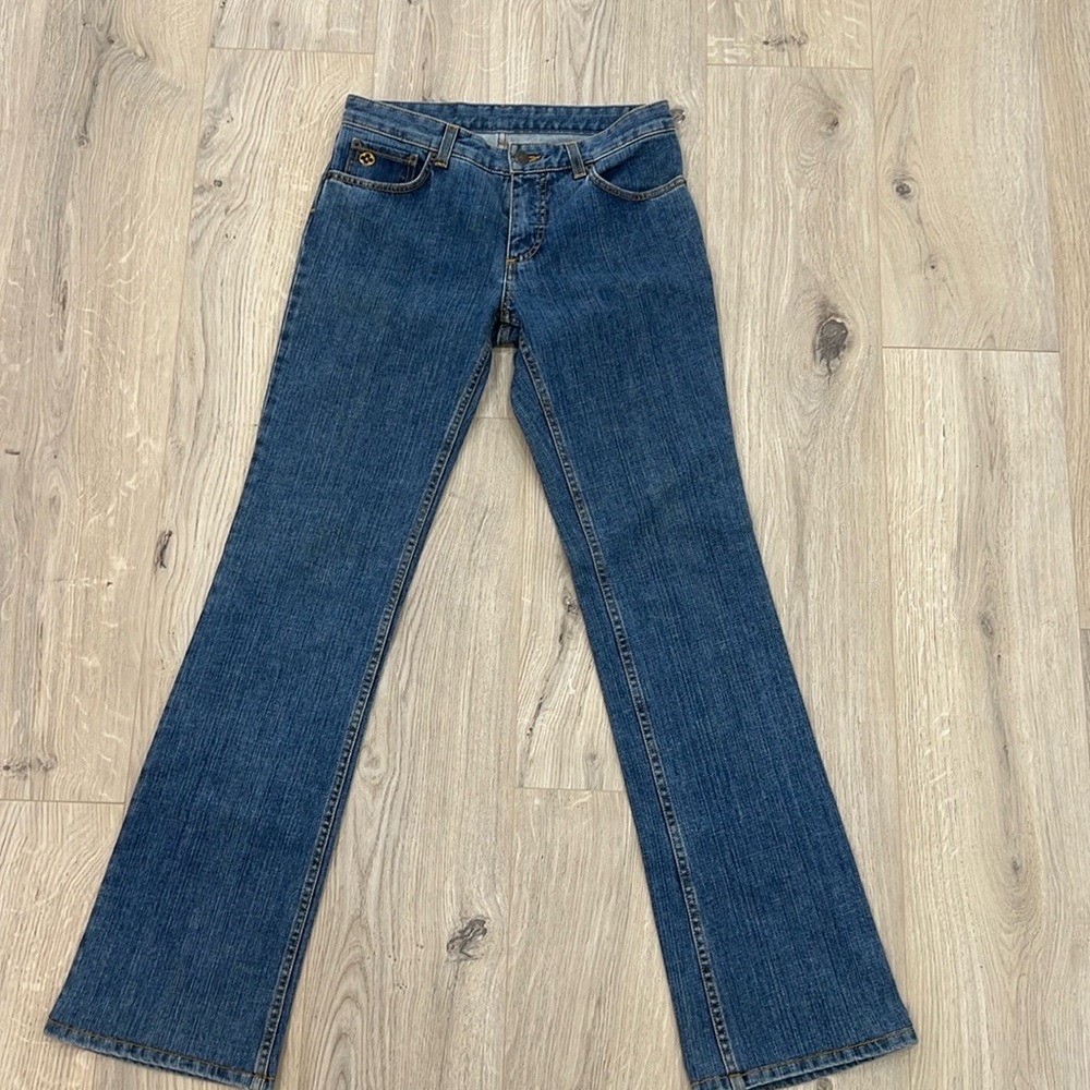 LUIS VUITTON WOMEN DENIM. USED. IN GREAT CONDITION. SIZE 38.